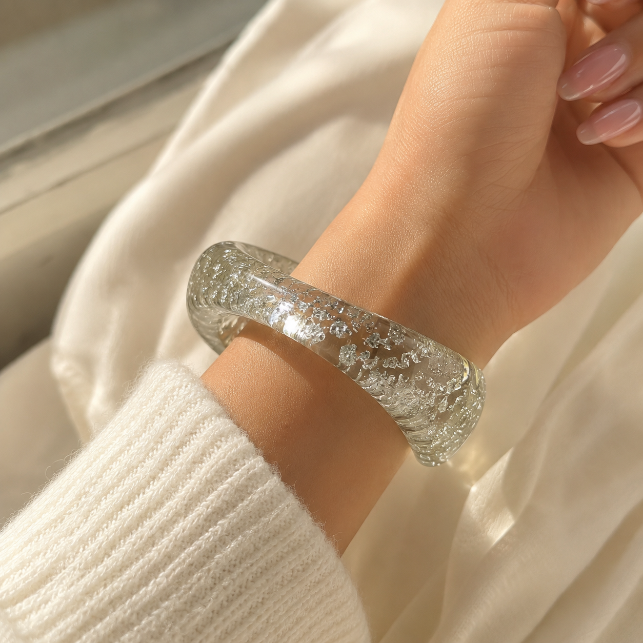 Premium Clear Fashion Bangle