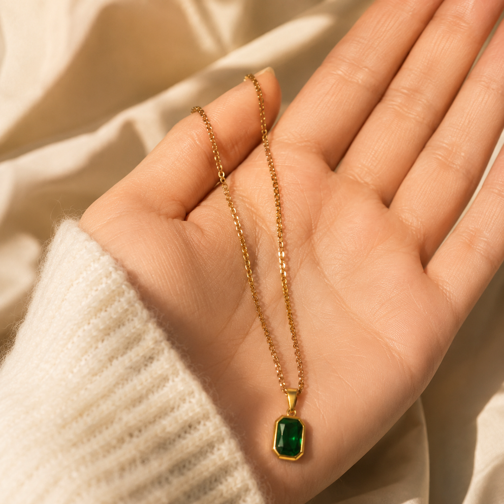 Emerald Stone Necklace