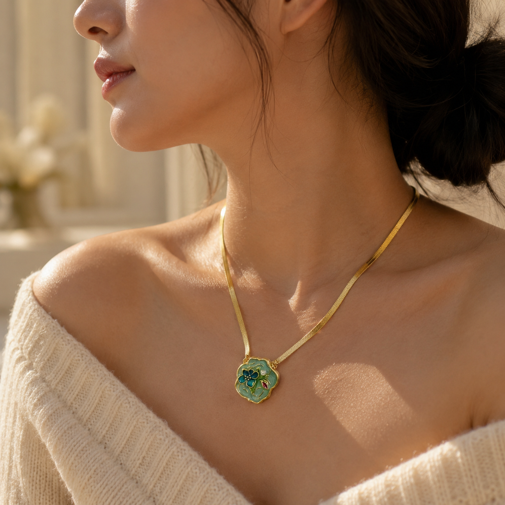 Blue Floral Pendant Necklace