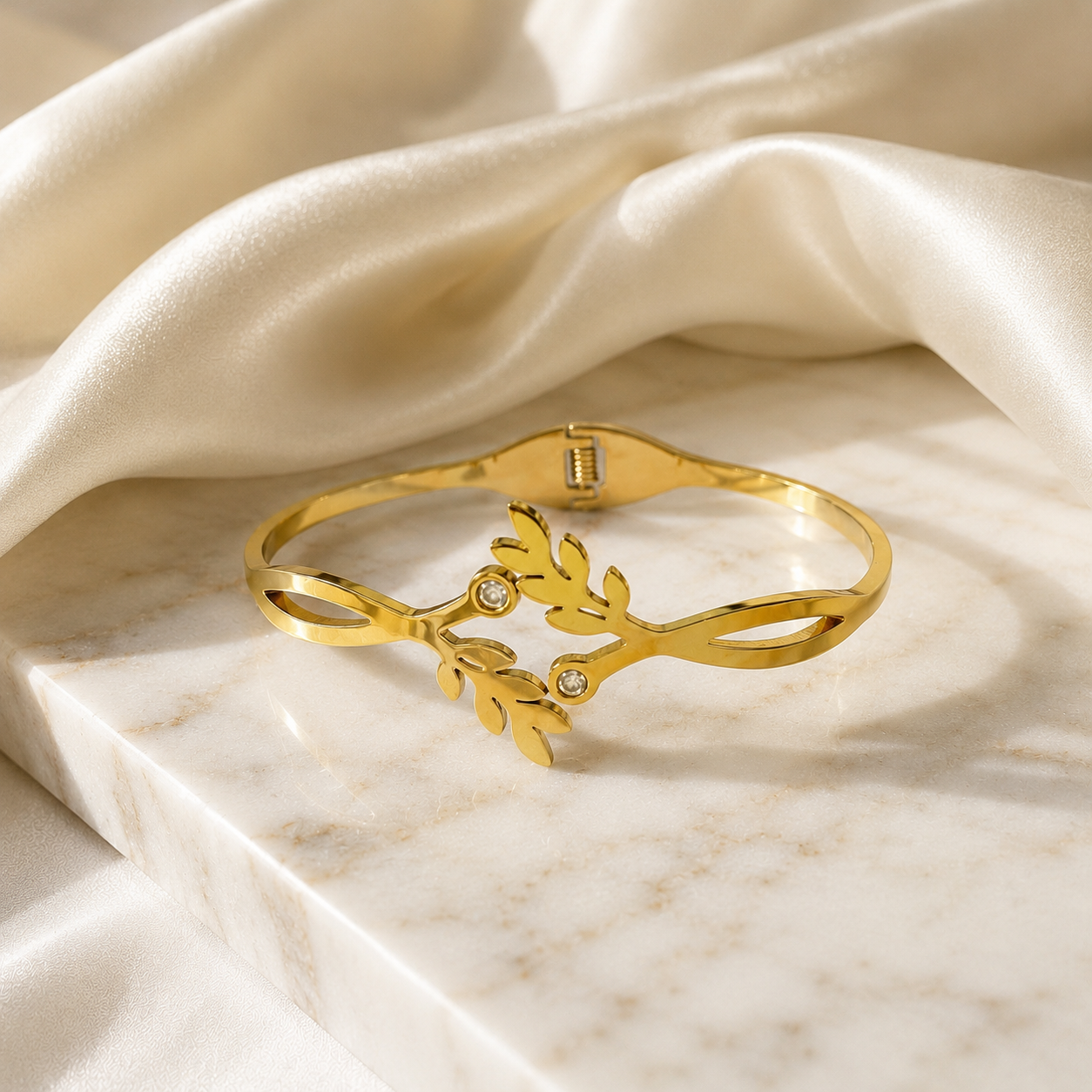 Leaf Design Bracelet