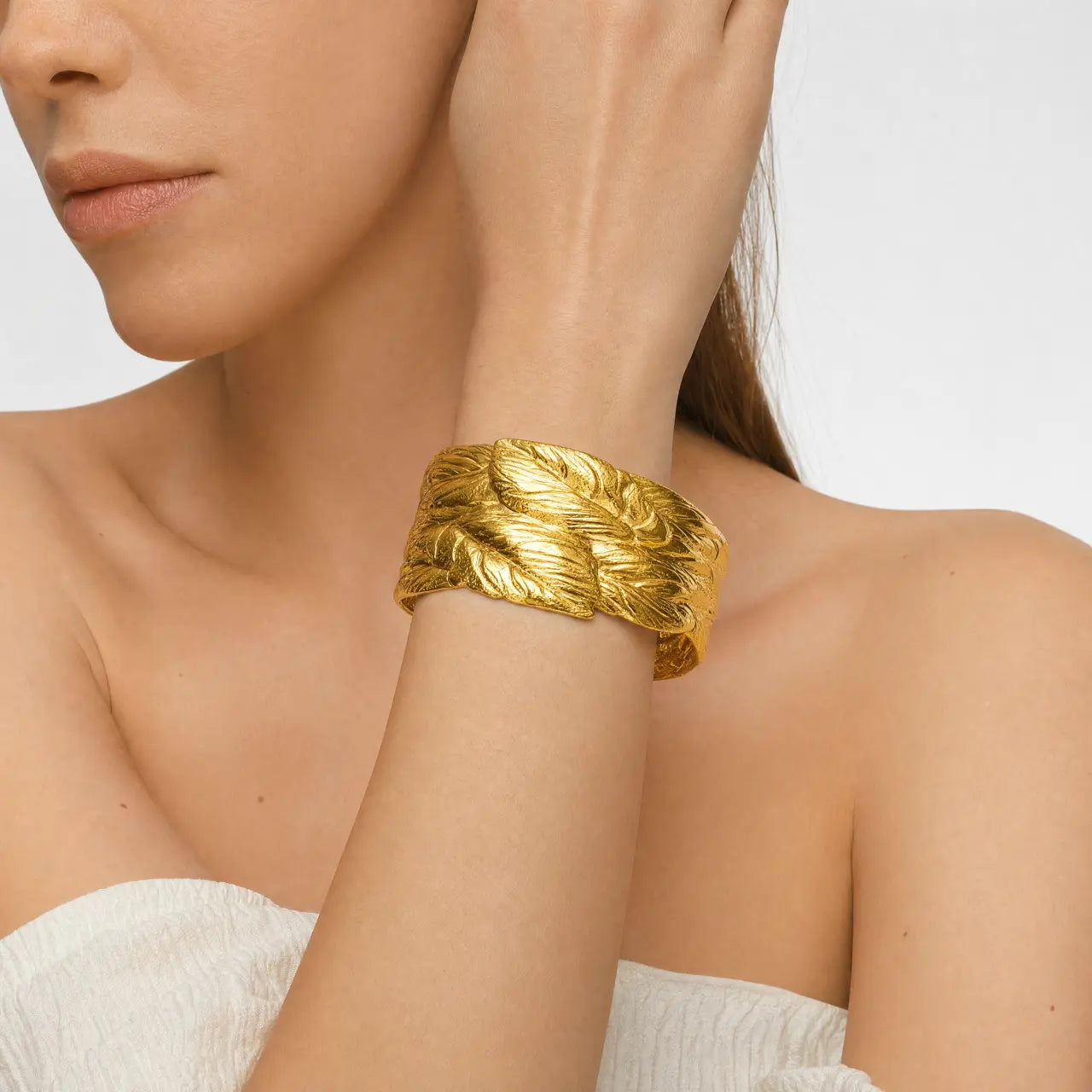 Aurelia Leaf Anti-Tarnish Gold Cuff Bracelet