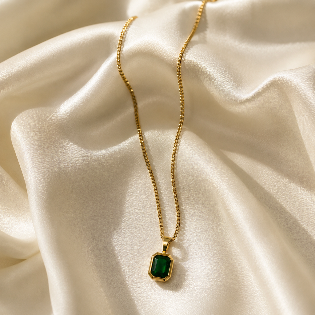 Emerald Stone Necklace