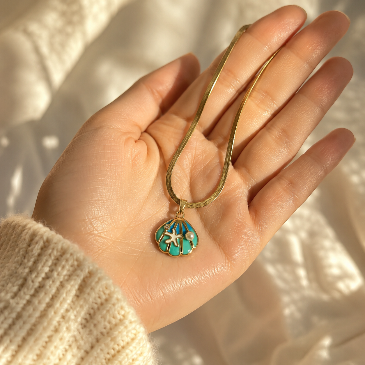 Starfish Pendant Necklace